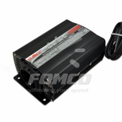 Invertor auto Kemot 12V - 230V, putere 150W Invertor auto Kemot 12V - 230V, putere 150W